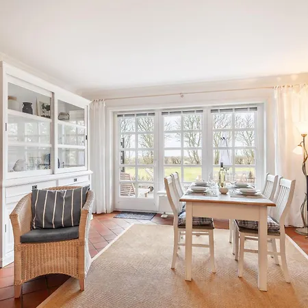 Hausteil Tornerose Semesterbostad *