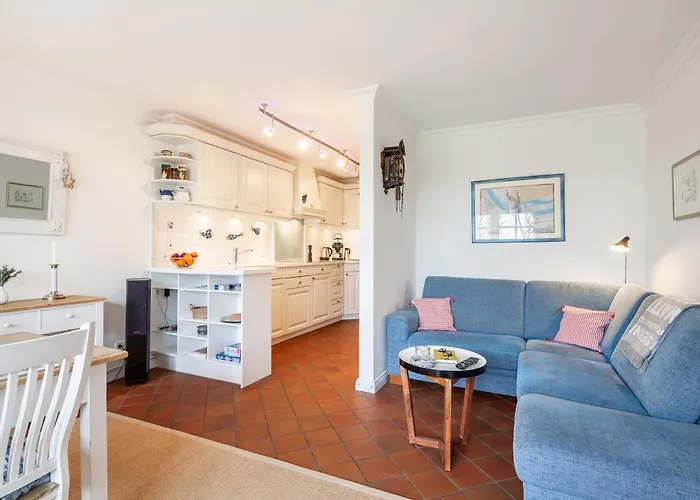 Semesterbostad Hausteil Tornerose Witsum